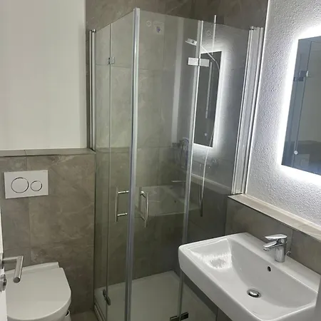 Daire Sabrina Penthaus Mit Einem Schlafzimmer Kaiserslautern