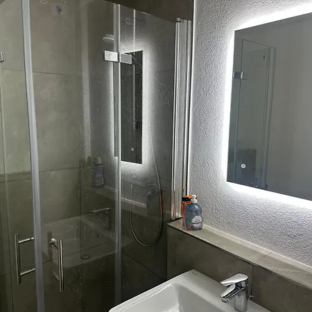 Sabrina Penthaus Mit Einem Schlafzimmer Daire